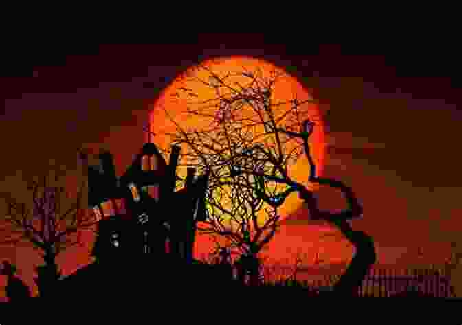 A Creepy Old House Silhouetted Against A Stormy Sky, With A Full Moon In The Background H P Lovecraft: The Best Works